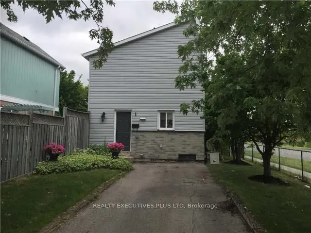 1 Homer Square, Brampton, ON L6S 1X9