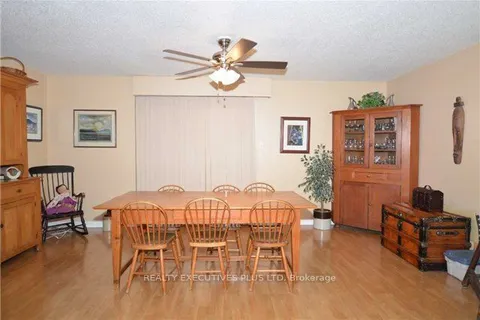 1 Homer Square, Brampton, ON L6S 1X9