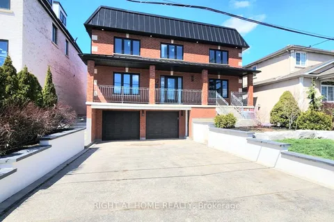 32 Omagh Avenue, ON M9M 1E7