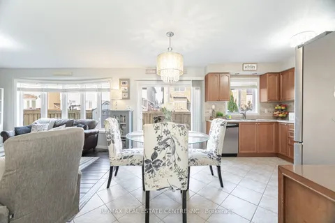 9711 Creditview Road, Brampton, ON L6X 0N5