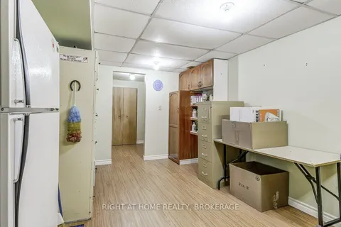 110 Elgin Drive, Brampton, ON L6Y 2E8