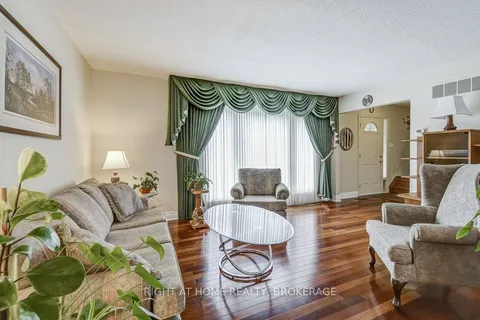 110 Elgin Drive, Brampton, ON L6Y 2E8