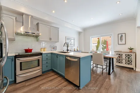 491 Orange Walk Crescent, Mississauga, ON L5R 0A5