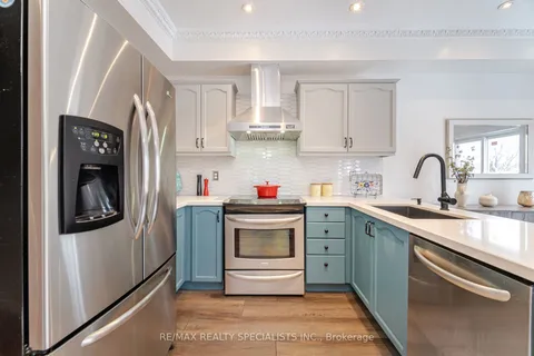 491 Orange Walk Crescent, Mississauga, ON L5R 0A5