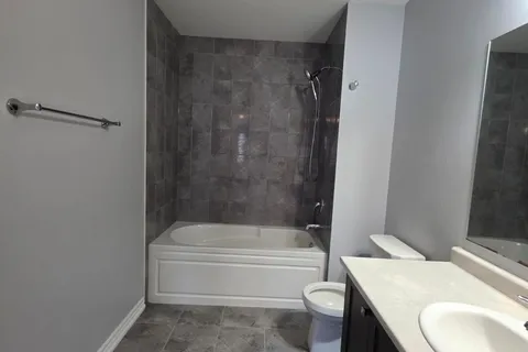 146 Newhouse Boulevard, Caledon, ON L7C 4E1