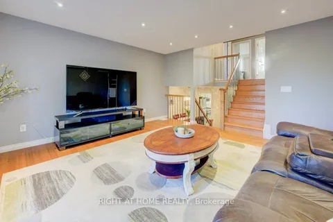34 Langston Drive, Brampton, ON L6V 3W7