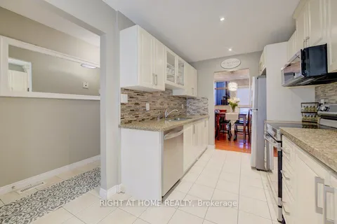 34 Langston Drive, Brampton, ON L6V 3W7