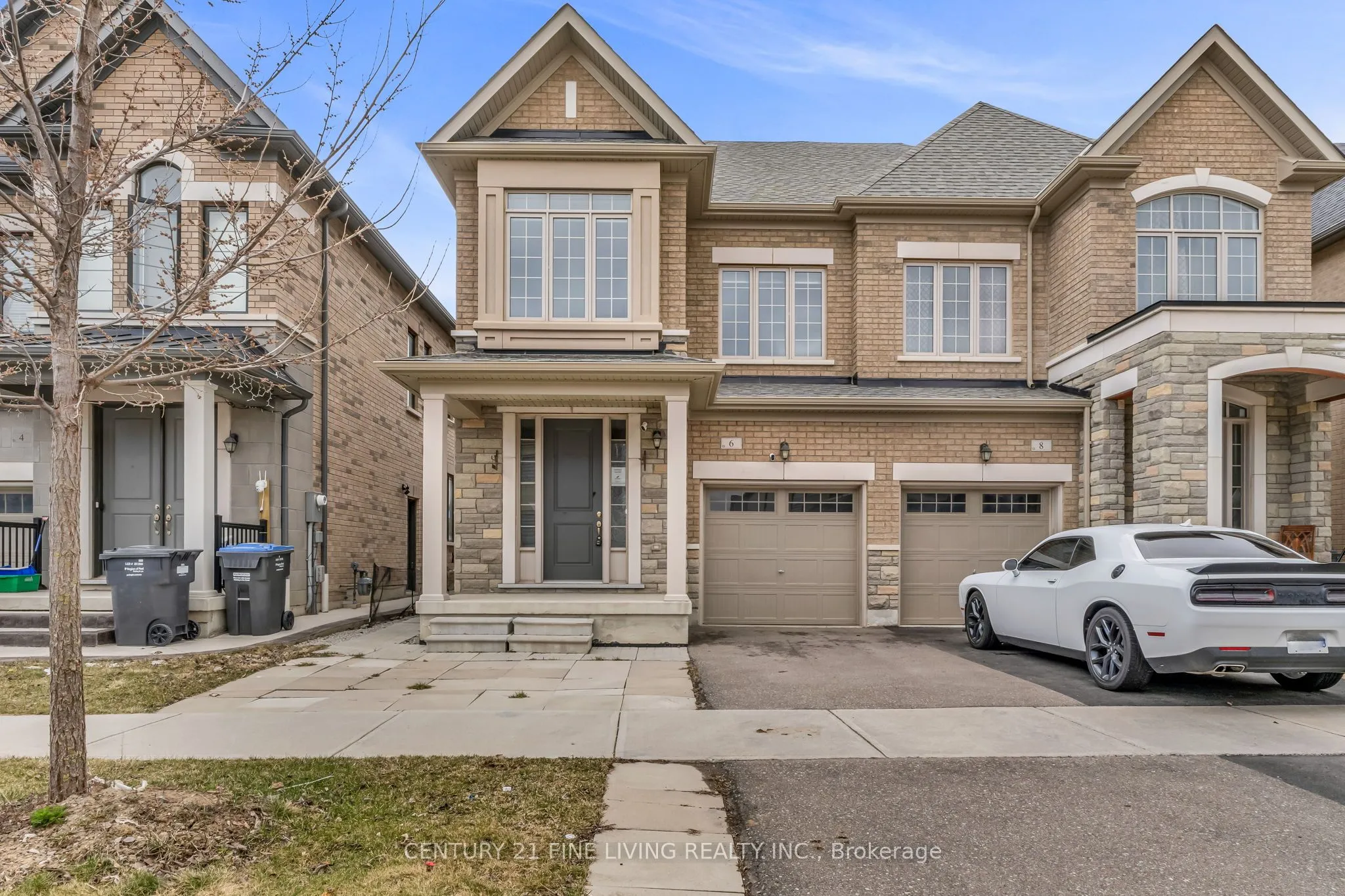 6 Clunburry Road, Brampton, ON L7A 5B4