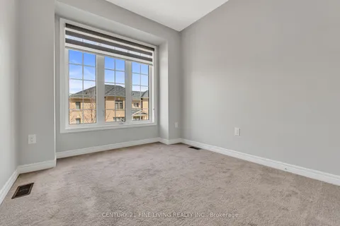 6 Clunburry Road, Brampton, ON L7A 5B4