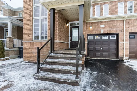 90 Begonia Crescent, Brampton, ON L7A 0M7