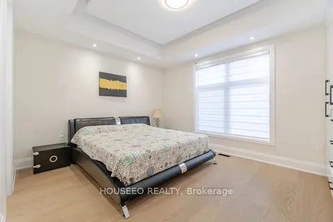 428 Third Line, Oakville, ON L6L 4A5