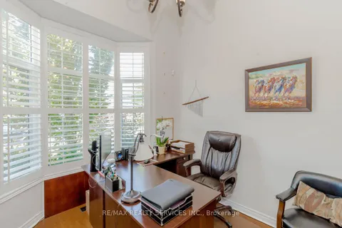 2224 Colonel William Parkway, Oakville, ON L6M 0B6
