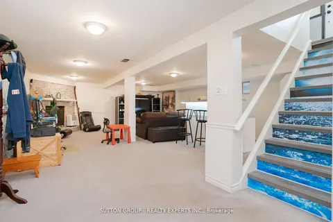 202 ARCHDEKIN Drive, Brampton, ON L6V 1Z1