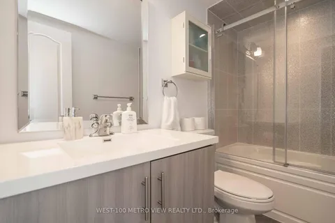 406 Athabasca Common N/A, Oakville, ON L6H 0R5