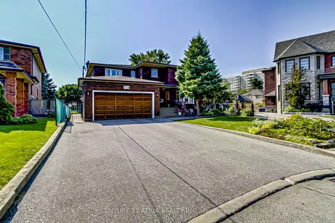 119 Glen Long Avenue, Toronto, ON M6B 2M4