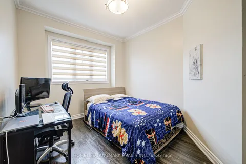 1141 Foxglove Place, Mississauga, ON L5V 2N4