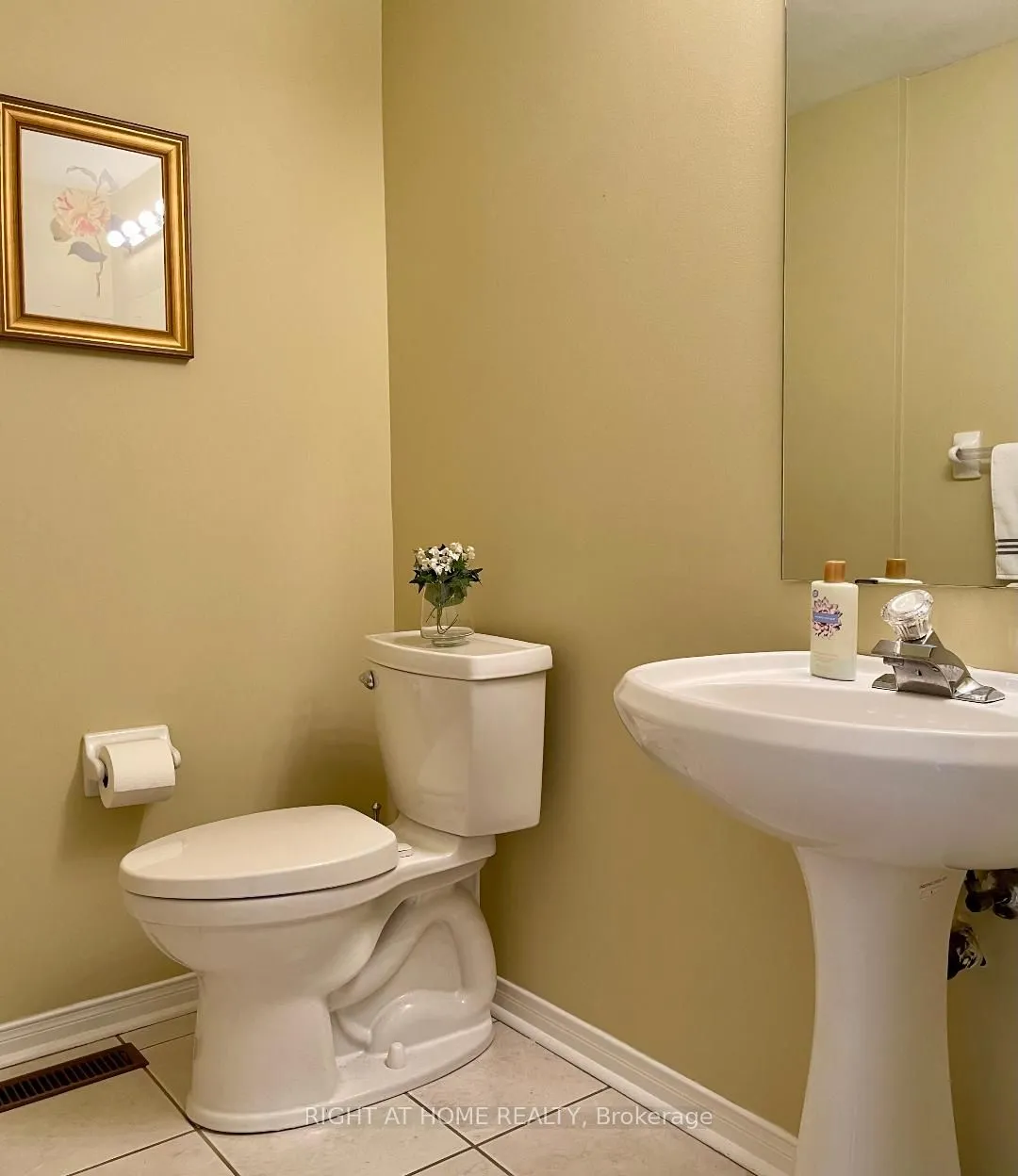 845 Mays Crescent, Mississauga, ON L5V 2G6