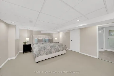 3637 St. Laurent Court, Mississauga, ON L5L 4T2