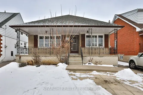 288 Hillmount Avenue, Toronto, ON M6B 1Y4