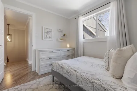 4115 Barbican Drive, Mississauga, ON L5L 2C4