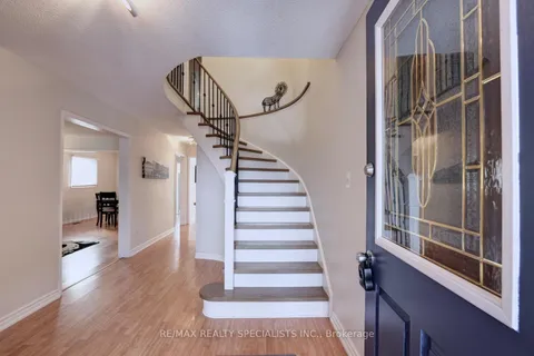 3233 McMaster Road, Mississauga, ON L5L 5G6