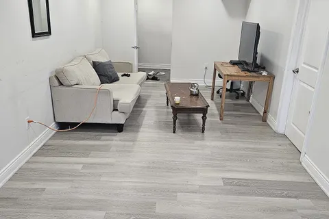 3574 Golden Orchard Drive, Mississauga, ON L4Y 3H8