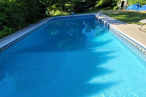 3574 Golden Orchard Drive, Mississauga, ON L4Y 3H8