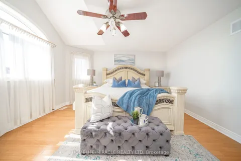 21 National Crescent, Brampton, ON L7A 1J2