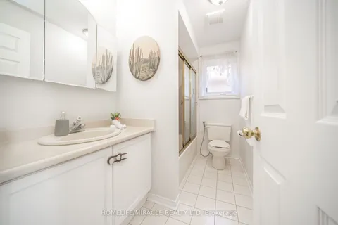21 National Crescent, Brampton, ON L7A 1J2
