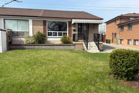 35 Elmvale Crescent, Toronto, ON M9V 2B8