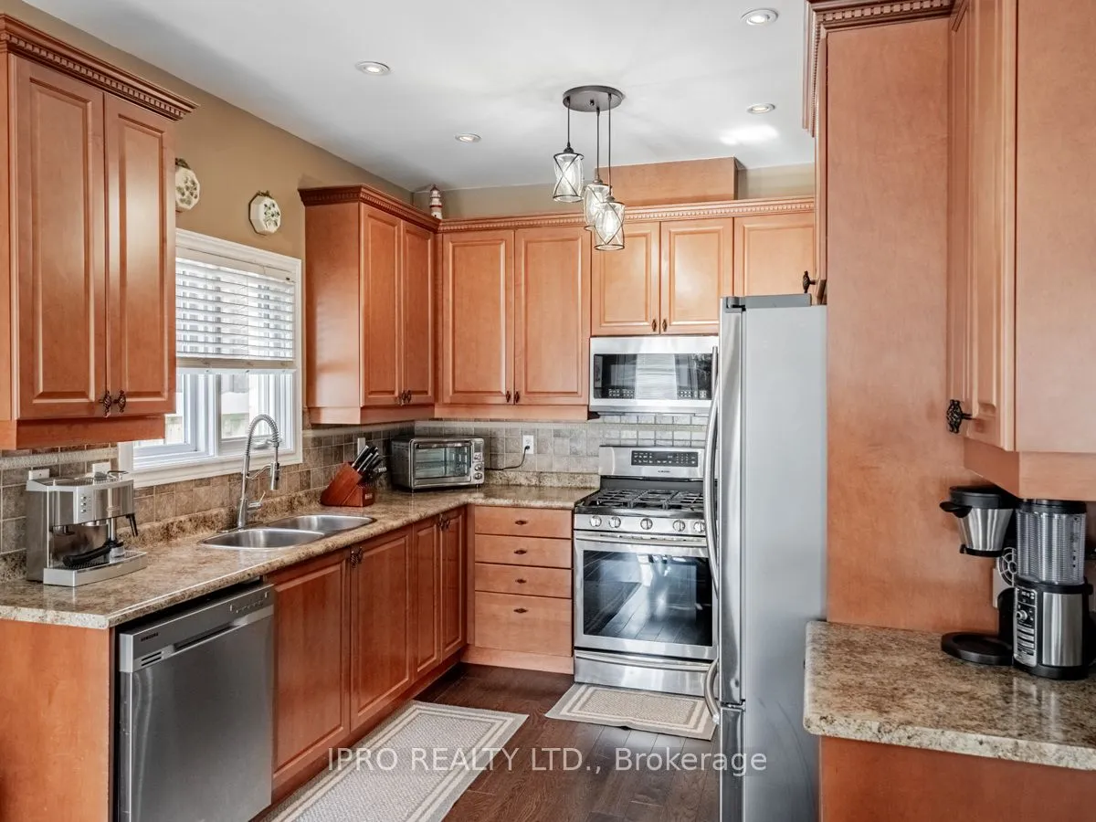 1058 Costigan Road, Milton, ON L9T 6N6