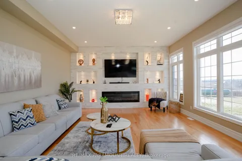 52 Stinson Street, Caledon, ON L7E 4L6