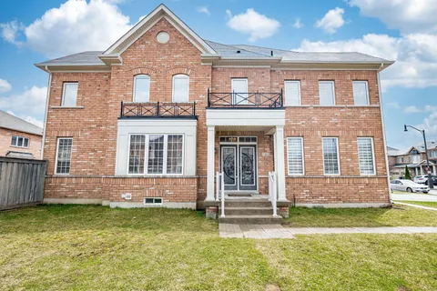 1 Orangeblossom Trail, Brampton, ON L6X 3B4