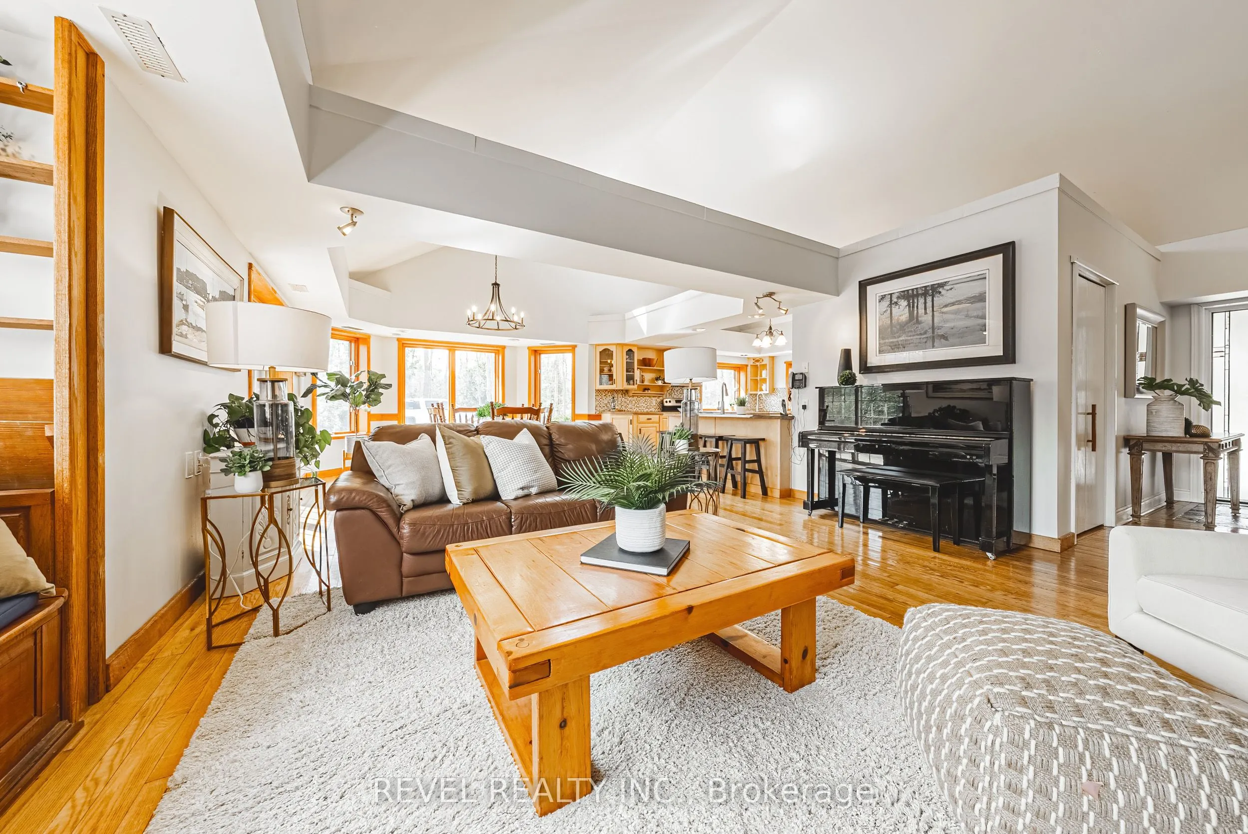 1325 3 Side Road, Milton, ON L0P 1B0