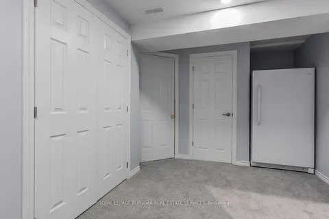 2382 Emerson Drive, Burlington, ON L7L 7G6
