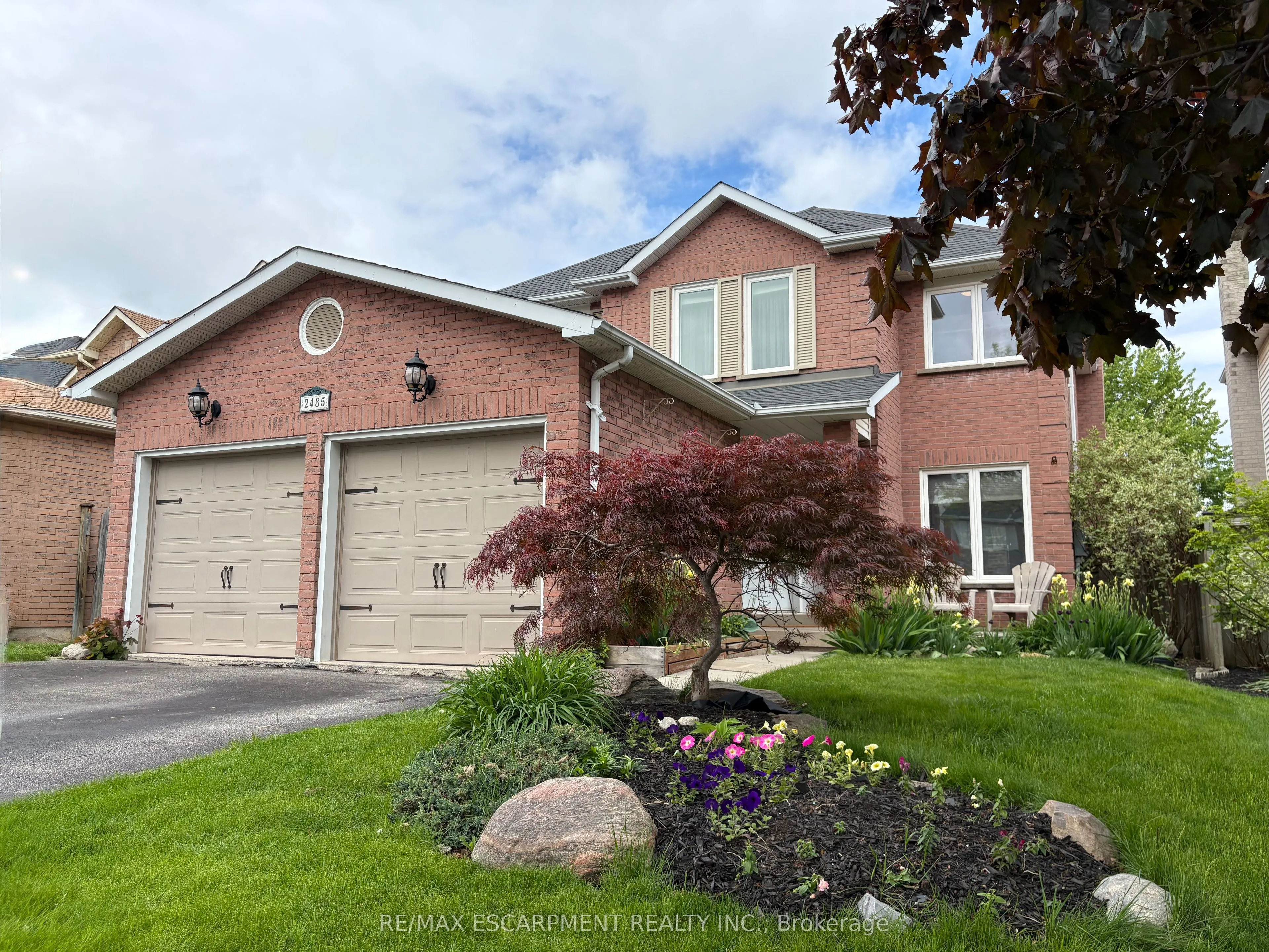 2485 Newport Street, Burlington, ON L7M 3X7