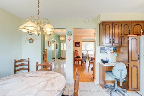 74 WHITFIELD Avenue, Toronto, ON M9L 1G5