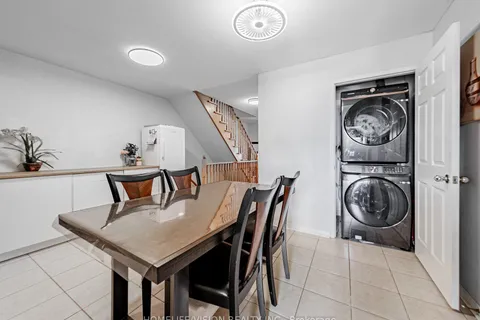 10 Odoardo Disanto Circle, Toronto, ON M3L 0E7