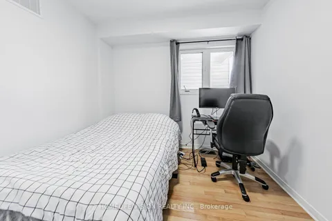 10 Odoardo Disanto Circle, Toronto, ON M3L 0E7