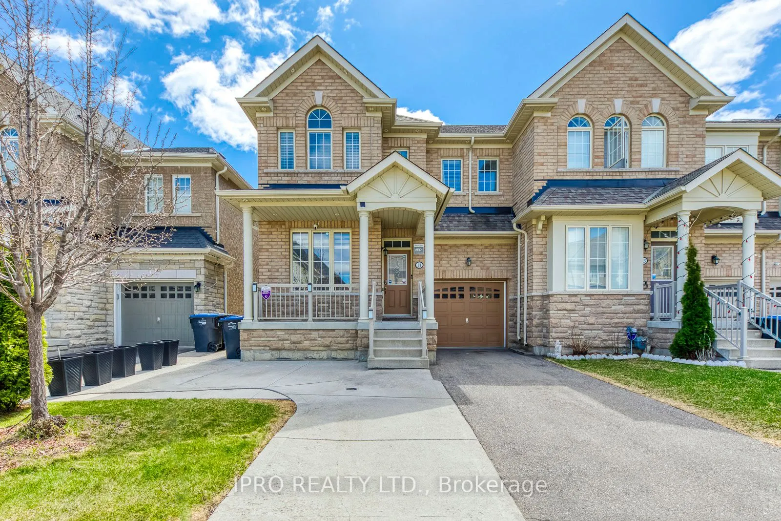 11 Trentonian Street, Brampton, ON L6R 3W2