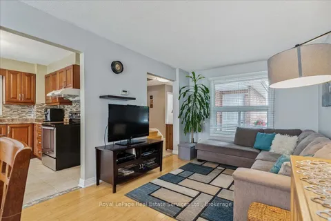 211 Murray Street, Brampton, ON L6X 3L8