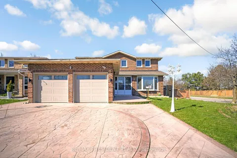 1 Princeton Terrace, Brampton, ON L6S 3S4