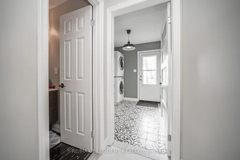 1 Princeton Terrace, Brampton, ON L6S 3S4