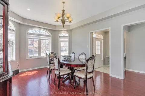 13 Ledgerock Road, Brampton, ON L6P 2L8