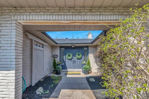 1873 Four Seasons Drive, Burlington, ON L7P 3B1