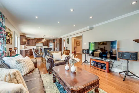 1311 Playter Place, Oakville, ON L6M 2V1