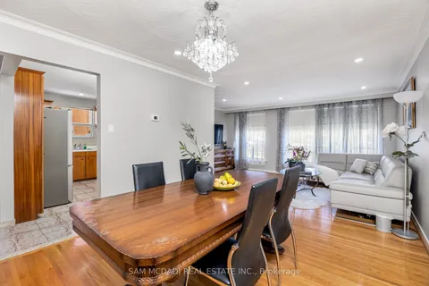 48 Derrydown Road, Toronto, ON M3J 1R3