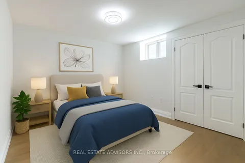 74 Pinebrook Circle, Caledon, ON L7C 1C5