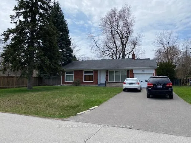 1564 Marionville Drive, Mississauga, ON L5E 2Y3