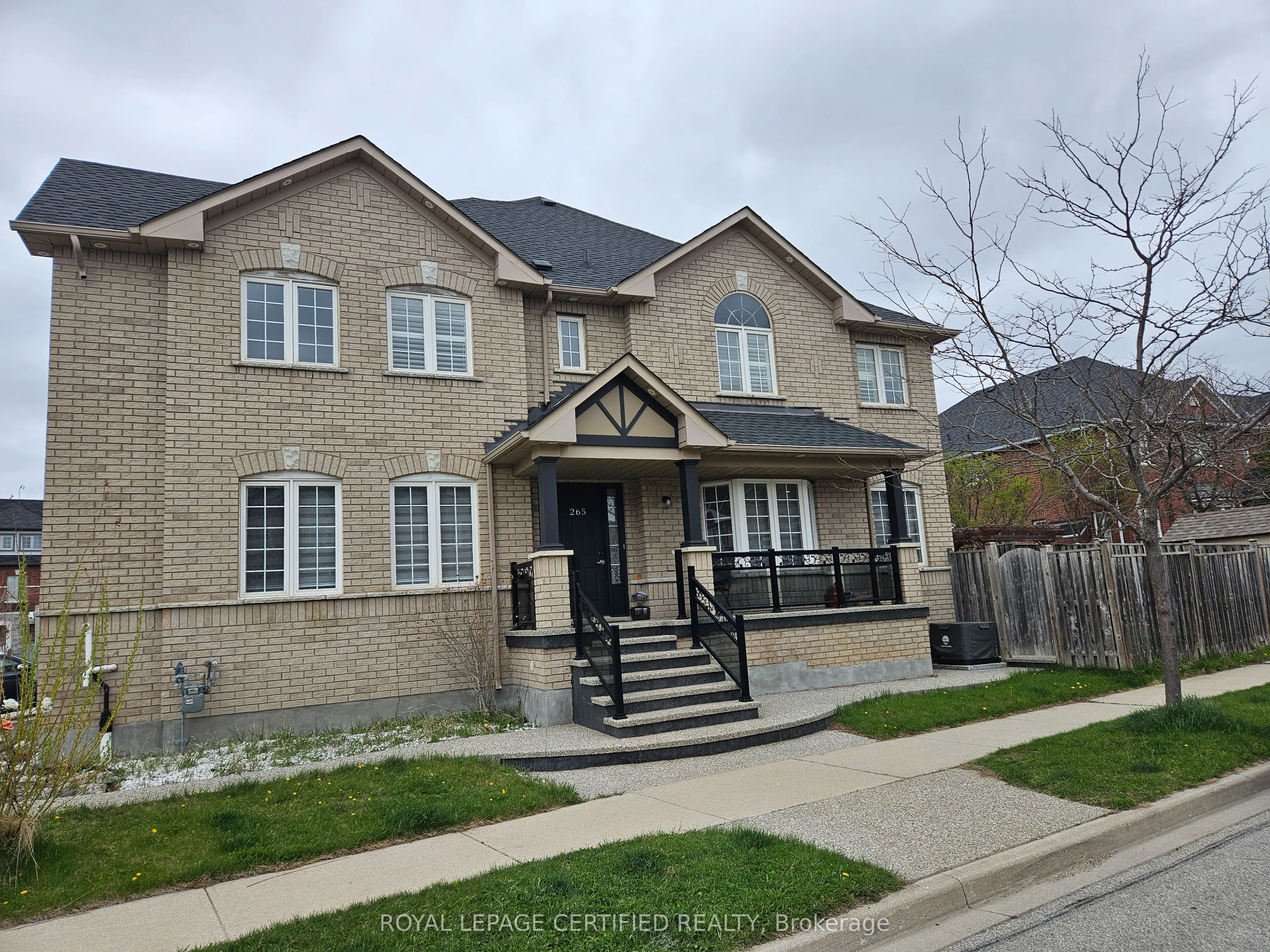 265 Fasken Court, Milton, ON L9T 6S9